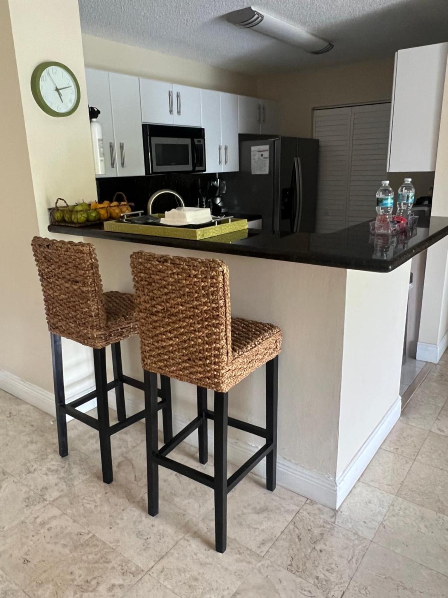 Apartamento Renovated 2/2 Unit At Yacht Club/Aventura Exterior foto