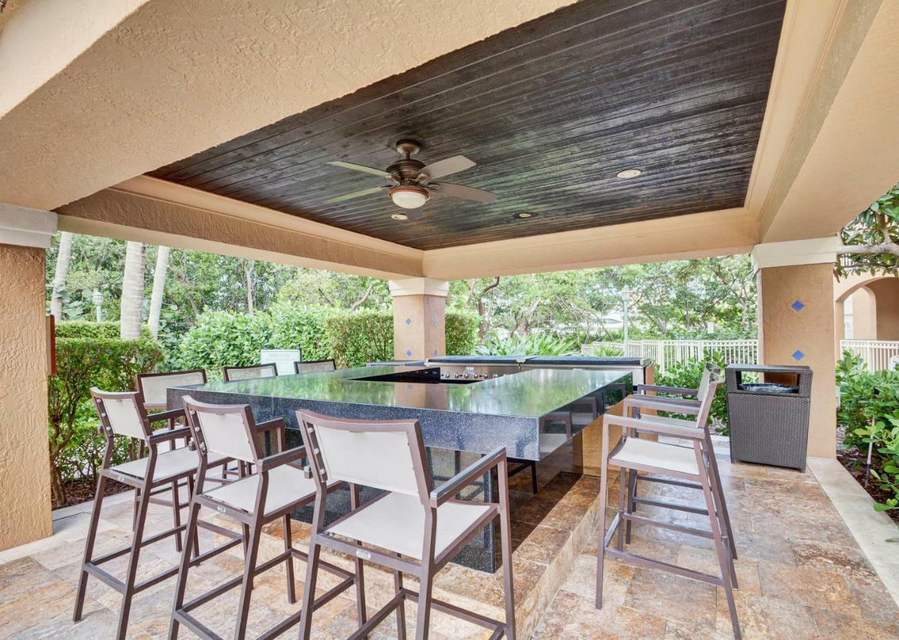 Apartamento Renovated 2/2 Unit At Yacht Club/Aventura Exterior foto
