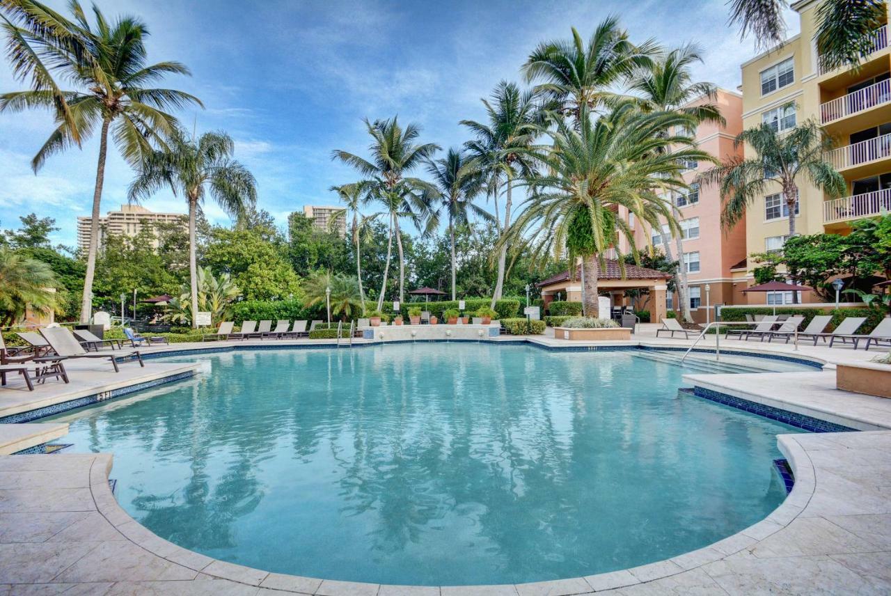 Apartamento Renovated 2/2 Unit At Yacht Club/Aventura Exterior foto