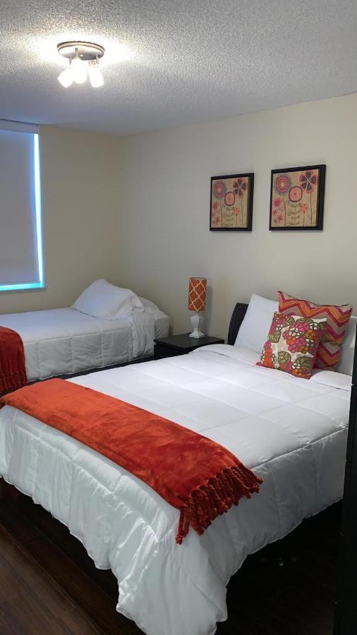 Apartamento Renovated 2/2 Unit At Yacht Club/Aventura Exterior foto