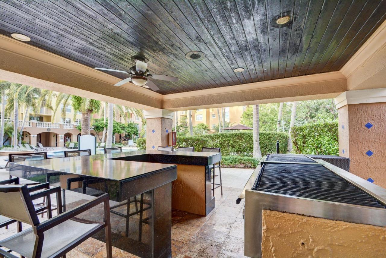 Apartamento Renovated 2/2 Unit At Yacht Club/Aventura Exterior foto